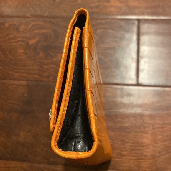 Orange Alligator Print Purse - Picture 5 of 9